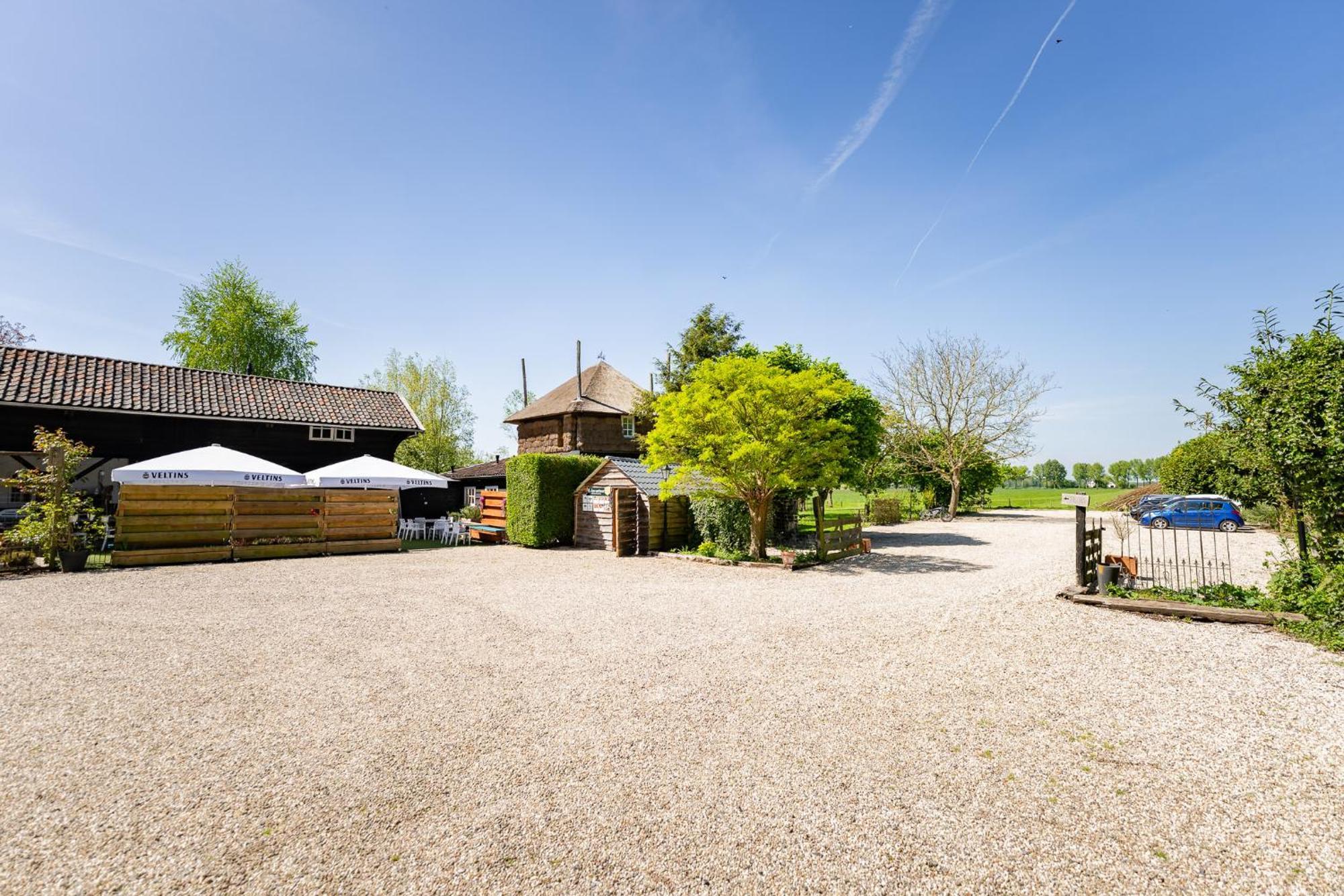 Herberg De Lingehoeve Oosterwijk Exterior foto